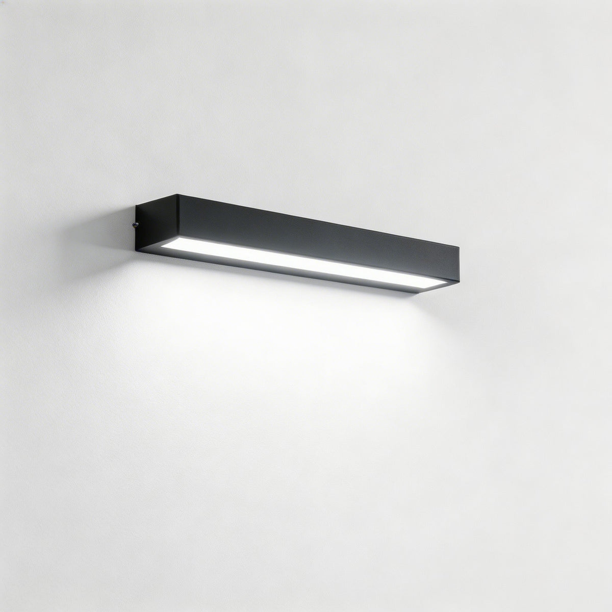 Modern Outdoor Wall Light Linear Mount Waterproof Aluminum LED Adjustable Color Temperature