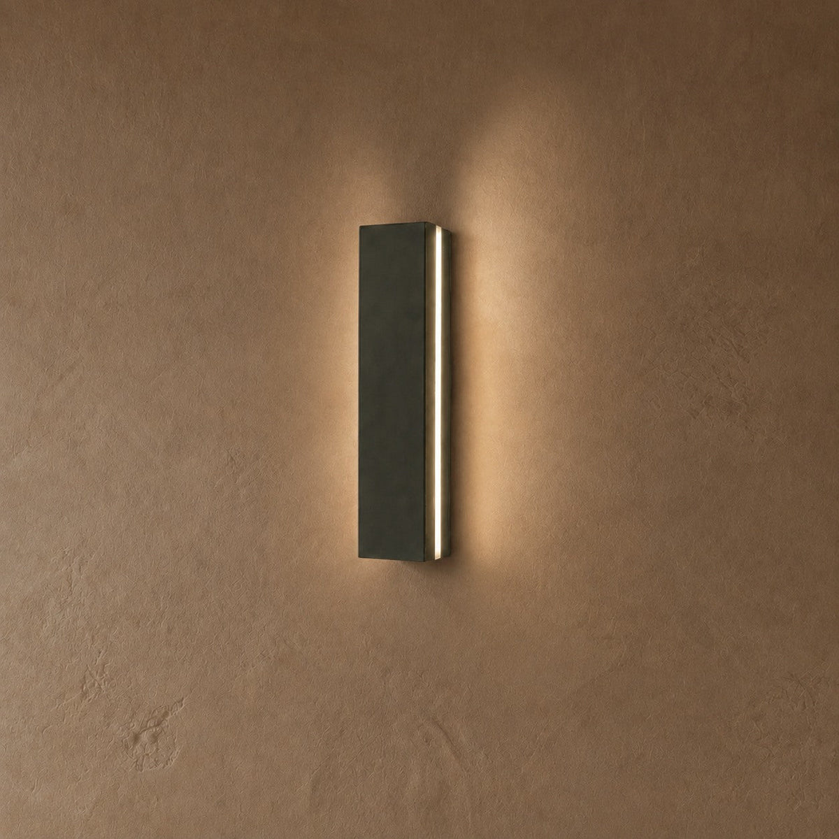 Minimalist Outdoor Wall Light Wall Mounted Aluminum LED Adjustable Color Temperature Weather-Resistant