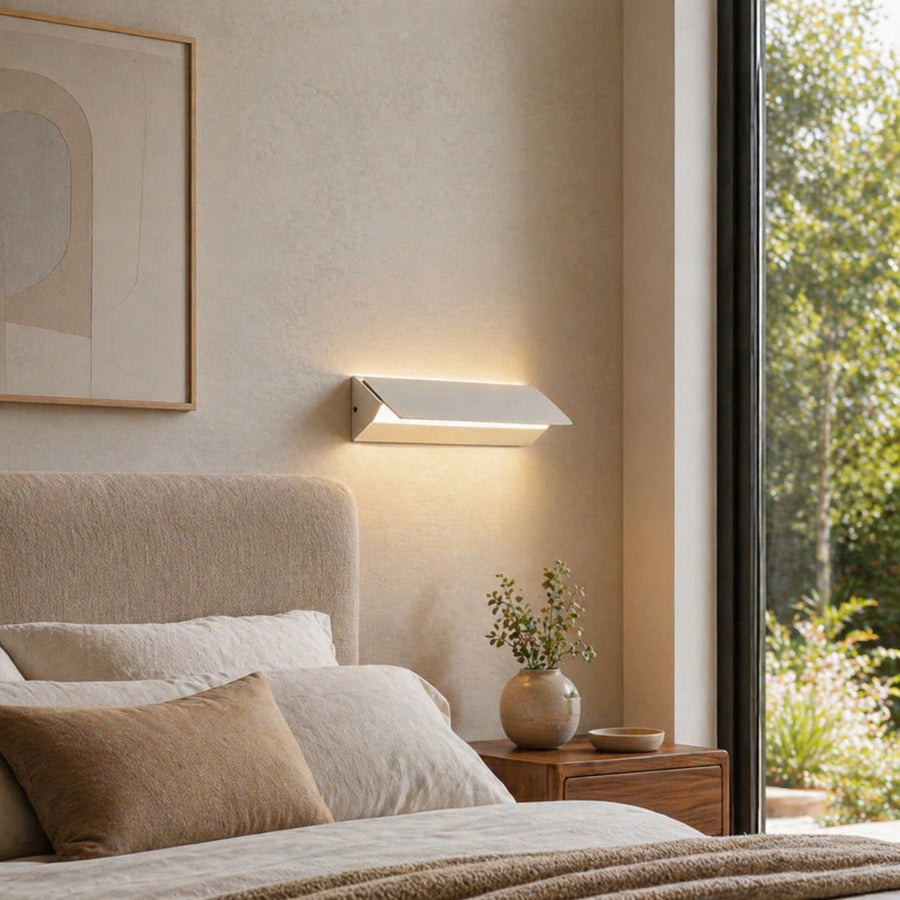 Adjustable Aluminium Wall Light Wall Mounted LED Sconce