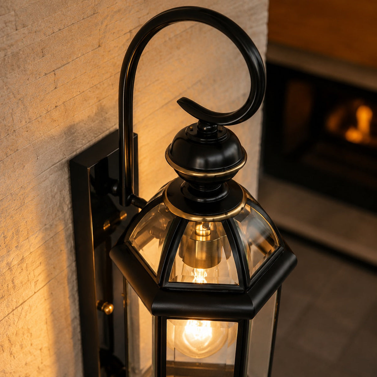 Vintage Outdoor Wall Lamp Brass Construction Clear Glass Shade Hardwired IP20 Waterproof