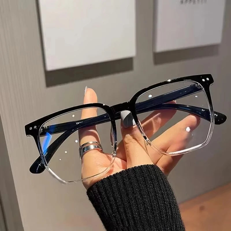 Pairs of Universal Fashion Glasses Square-Framed Fashionable Campus Style Clear Black Frame