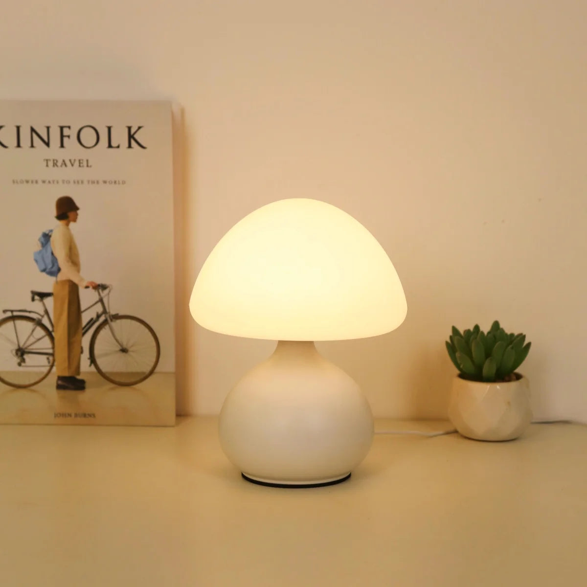 Minimalist Mushroom Table Lamp