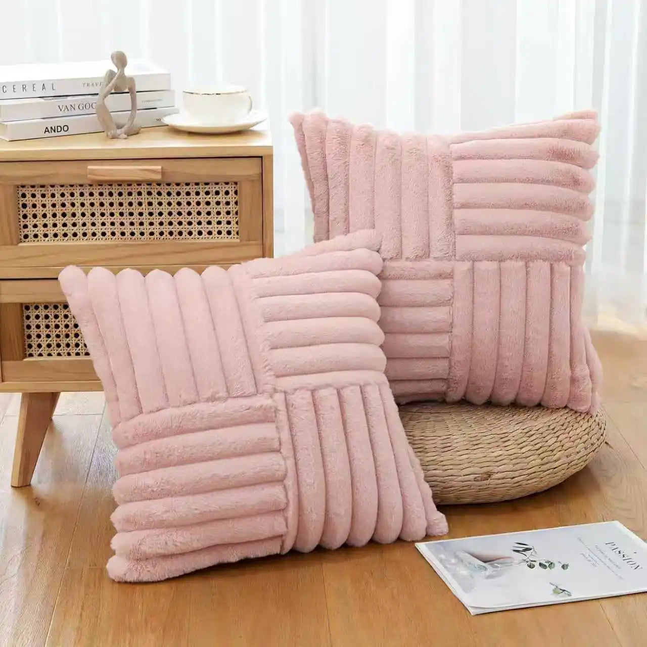 Artificial Plush Throw Pillow Covers Suitable for Various Occasions Such as Bedding Home