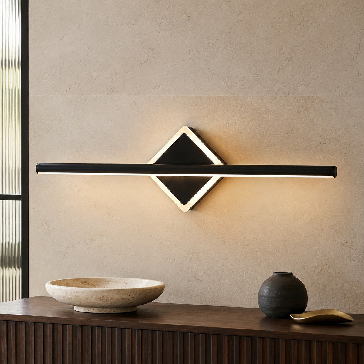 Geometric Diamond LED Vanity Wall Lamp Gold or Black 40–80cm