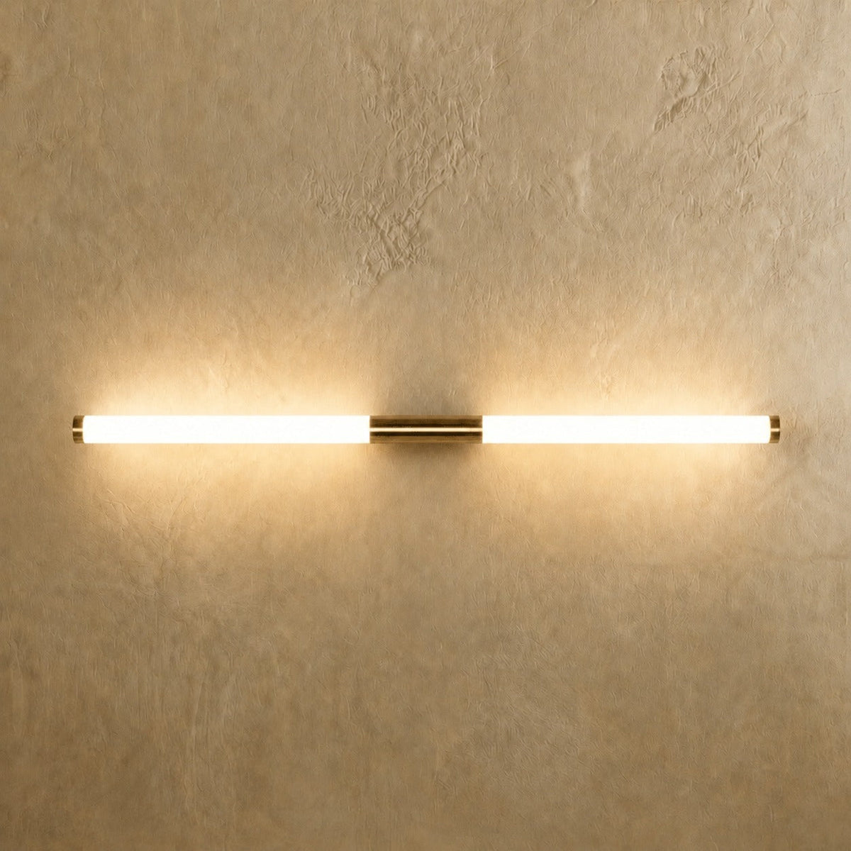 Slim Linear LED Bathroom Wall Light 39–69cm Dimmable 3000–6000K