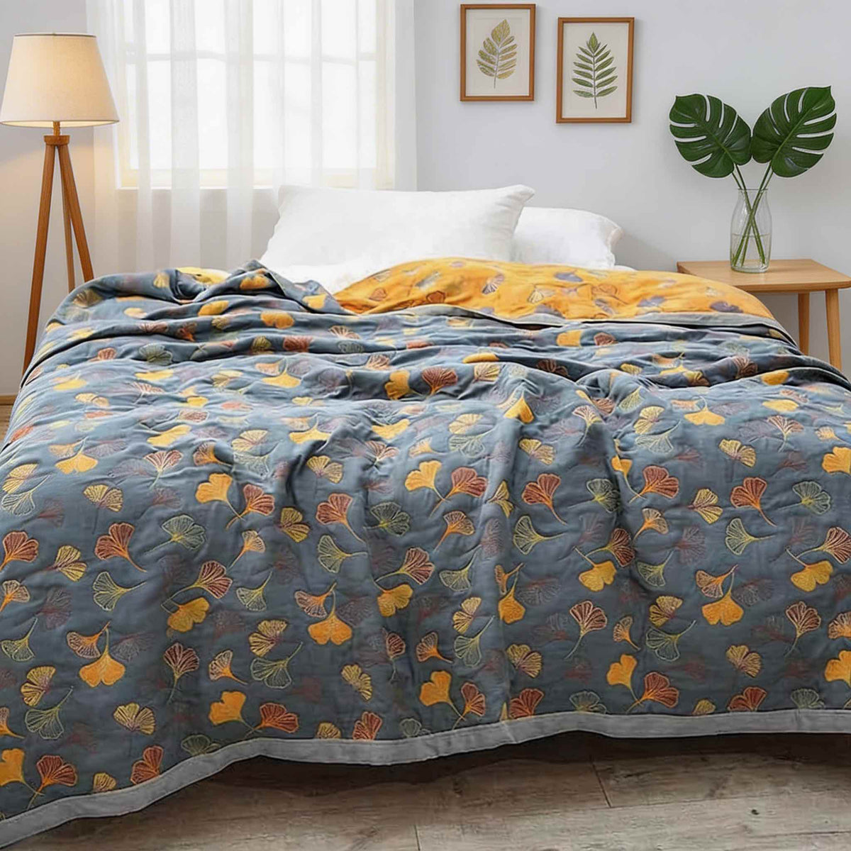 Ginkgo Leaf Reversible Throw Blanket for Sofa Bed and Picnic