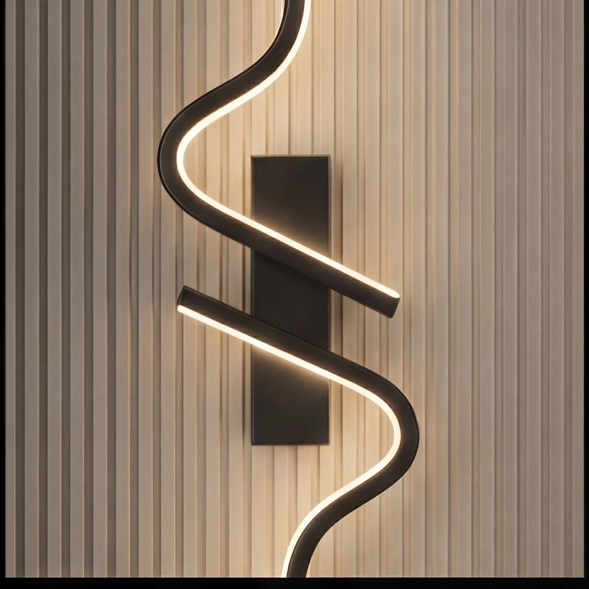 Curved Metal Wall Sconce Adjustable LED Wall Light
