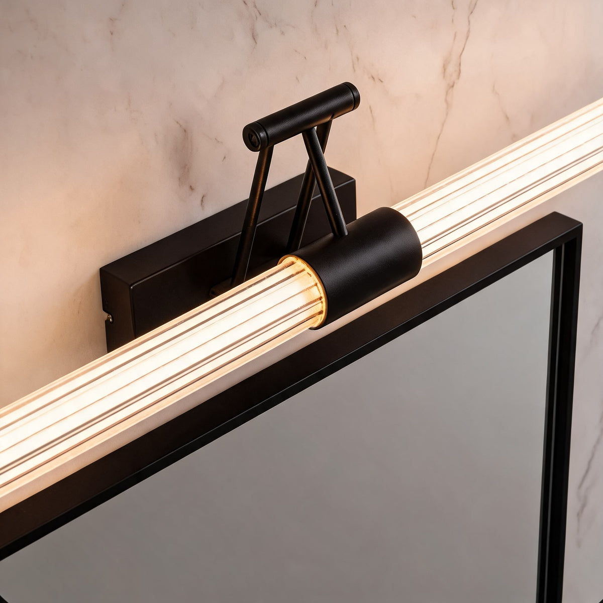 Foldable Twin-Arm LED Vanity Light 360° Acrylic Cylinder 48–78cm
