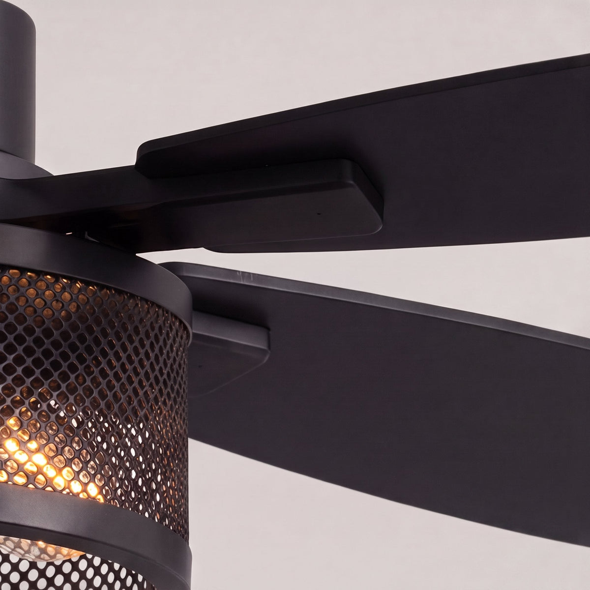 Farmhouse Black Cage Ceiling Fan with Oak Blades and 2 E27 Lights 117 cm DC
