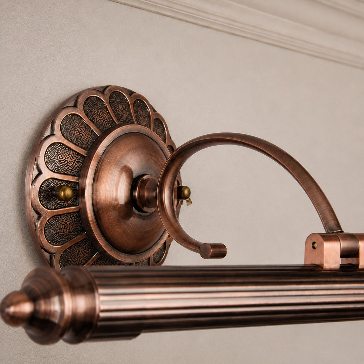 Retro Bronze Cylinder LED Vanity Light 70cm & 90cm Floral Wallplate